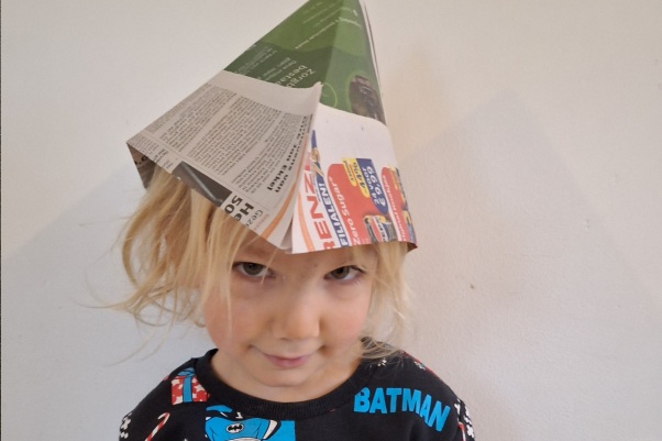 knutsel hoedje vouwen